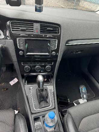 Volkswagen Golf 1.6 AUTOMAAT TDI Business Edition BJ 2015 400.123 KM picture 9