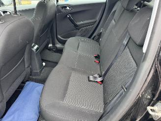 Peugeot 208 1.2 PureTech Allure BJ 2018 91.495 KM picture 14