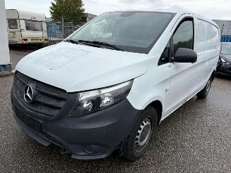Vaurioauto  commercial vehicles Mercedes Vito 109 CDI Functional Lang 2019/3