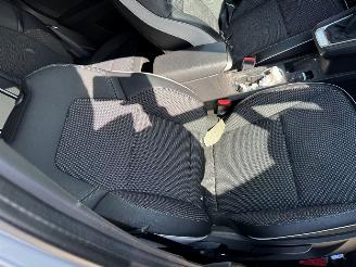 Renault Captur 1.0 TCe 90 Intens picture 10