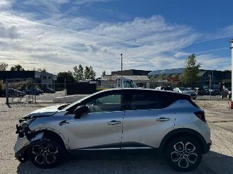 Renault Captur 1.0 TCe 90 Intens picture 2