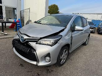 Schadeauto Toyota Yaris 1.5 Hybrid Lease 2015/4
