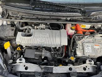 Toyota Yaris 1.5 Hybrid Lease picture 7