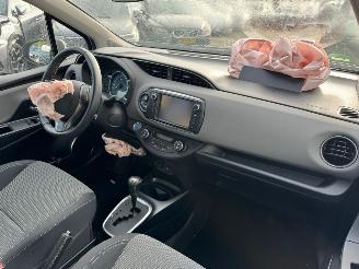 Toyota Yaris 1.5 Hybrid Lease picture 13