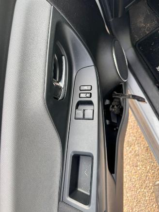 Toyota Yaris 1.5 Hybrid Lease picture 15
