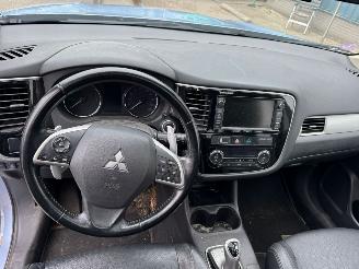 Mitsubishi Outlander 2.0 PHEV Instyle+ AUTOMAAT picture 12