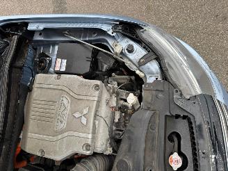 Mitsubishi Outlander 2.0 PHEV Instyle+ AUTOMAAT picture 9