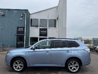 Mitsubishi Outlander 2.0 PHEV Instyle+ AUTOMAAT picture 2