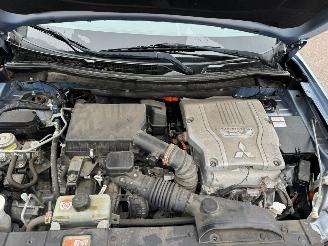 Mitsubishi Outlander 2.0 PHEV Instyle+ AUTOMAAT picture 7