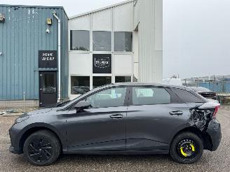 MG MG4 Electric Standard 51 kWh picture 2