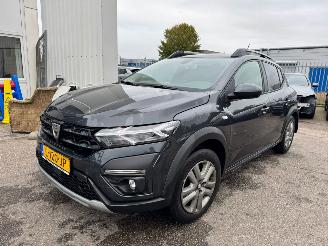 Voiture accidenté Dacia Sandero 1.0 TCe 100 Bi-Fuel Expression LPG 2021/6