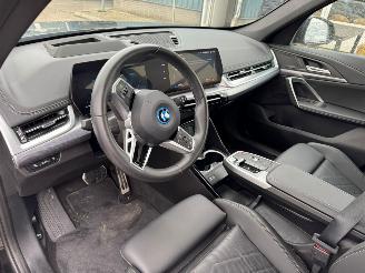 BMW iX1 eDrive20 67 kWh picture 11