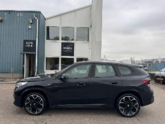 BMW iX1 eDrive20 67 kWh picture 2