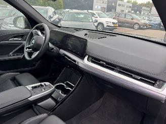 BMW iX1 eDrive20 67 kWh picture 15