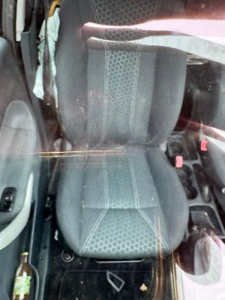 Ford Fiesta 1.25 Titanium picture 16