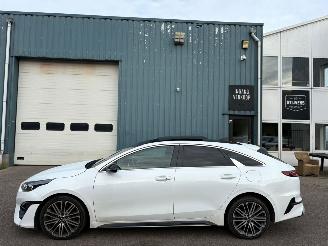 Kia Proceed 1.5 T-GDi GT-PlusLine AUTOMAAT picture 2