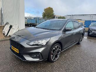 Unfallwagen Ford Focus Wagon 1.5 EcoBoost ST Line Business AUTOMAAT 2020/1