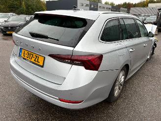 Skoda Octavia Combi 1.0 TSI Business Edition picture 4