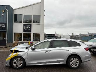 Skoda Octavia Combi 1.0 TSI Business Edition picture 5