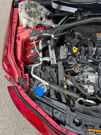 Mazda 3 2.0 e-SkyActiv-X M Hybrid 186 Luxury picture 9