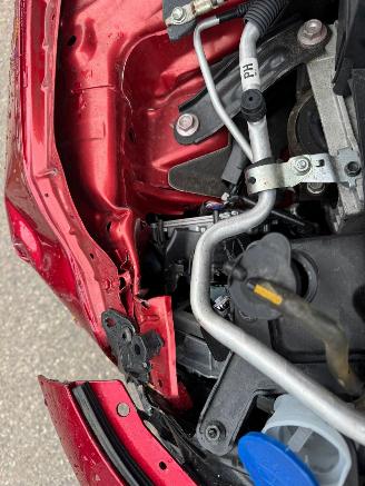 Mazda 3 2.0 e-SkyActiv-X M Hybrid 186 Luxury picture 11