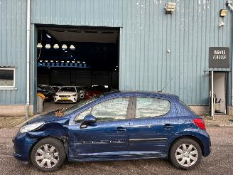 Peugeot 207 1.6 VTi XS AUTOMAAT picture 2