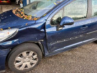 Peugeot 207 1.6 VTi XS AUTOMAAT picture 3