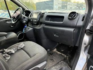 Opel Vivaro 1.6 CDTI L2H1 DC Sport EcoFlex BJ 2016 173.365 KM picture 15