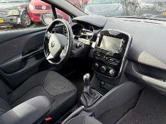 Renault Clio 1.5 dCi ECO Expression BJ 2014 168.345 KM picture 9