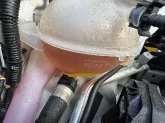 Citroën C3 1.2 PureTech C-Series picture 13