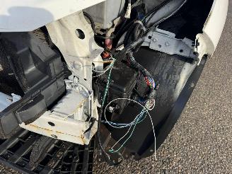 Peugeot 108 1.0 e-VTi Allure picture 8