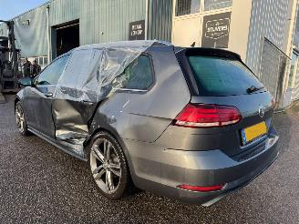 Volkswagen Golf Variant 1.6 TDI Highline Business R picture 3