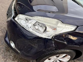 Peugeot 208 1.2 VTi Urban Soul picture 2