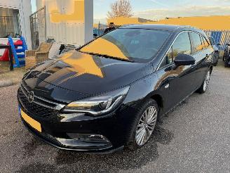 skadebil auto Opel Astra Sports Tourer 1.4 Online Edition AUTOMAAT 2017/9