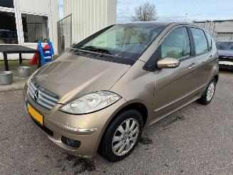 damaged passenger cars Mercedes A-klasse 170 Classic AUTOMAAT 2007/6