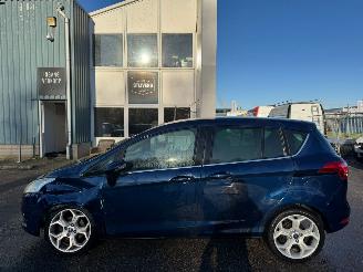 Ford B-Max 1.0 EcoBoost Titanium picture 2