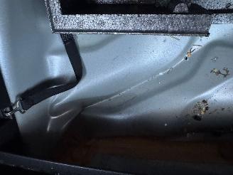 Volvo V-40 2.0 D4 R-Design Business picture 10