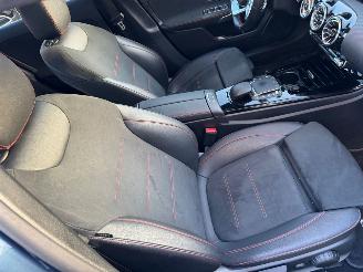 Mercedes A-klasse 180 Business Solution AMG AUTOMAAT picture 18