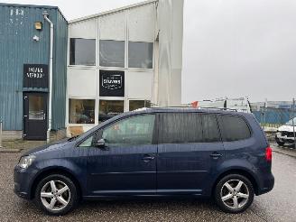 Volkswagen Touran 1.6 AUTOMAAT TDI Highline BlueMotion BJ 2014 513.424 KM picture 2