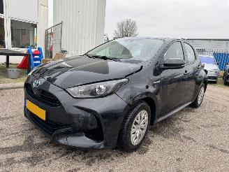 Schadeauto Toyota Yaris 1.5 AUTOMAAT Hybrid Active BJ 2021 80.589 KM 2021/4