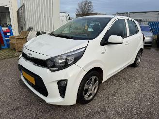 Schadeauto Kia Picanto 1.0 DPi ComfortLine 5p BJ 2023 72.560 KM 2023/11