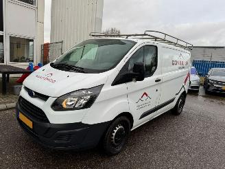 Schade bestelwagen Ford Transit Custom 270 2.0 TDCI L1H1 Economy Edition BJ 2017 2017/10