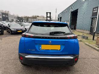 Peugeot e-2008 EV Active Pack 50 kWh picture 4