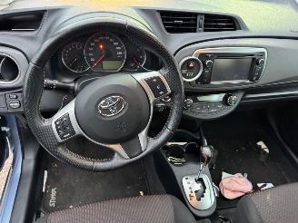 Toyota Yaris 1.3 VVT-i Dynamic AUTOMAAT picture 12