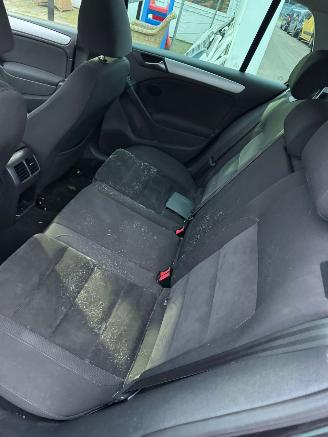 Volkswagen Golf 2.0 TDI Highline picture 19