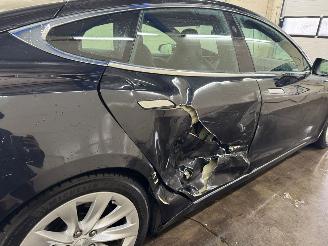 Tesla Model S 75D Base picture 7