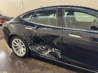 Tesla Model S 75D Base picture 6