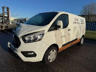 damaged commercial vehicles Ford Transit Connect Custom 300 2.0 AUTOMAAT TDCI L2H1 Trend BJ 2019 218.564 KM 2019/1