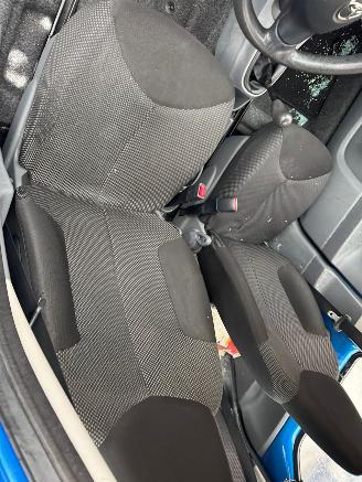 Toyota Aygo 1.0-12V Comfort Navigator BJ 2011 132.249 KM picture 10