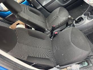 Toyota Aygo 1.0-12V Comfort Navigator BJ 2011 132.249 KM picture 13